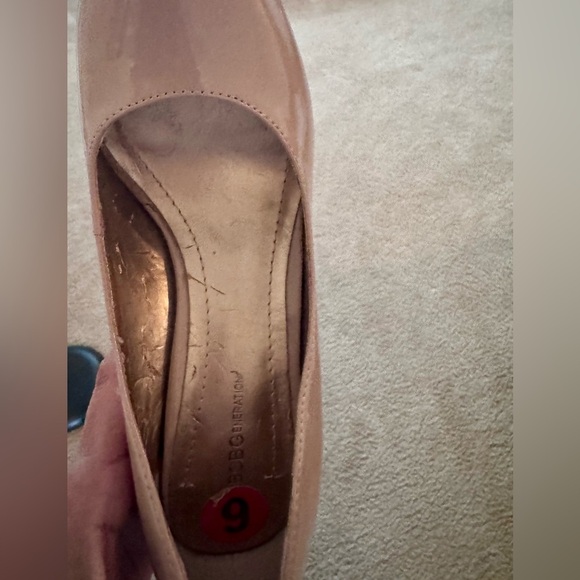 BCBGeneration Heels Beige Nude Patent Platform Pointy Toe - Size 6 - Picture 7 of 8